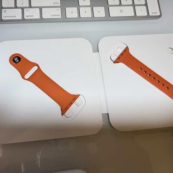 Hermès Apple Watch Series 2 - Picture 8 of 11